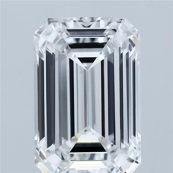 3.87ct Emerald E VVS2 Lab Created Diamond