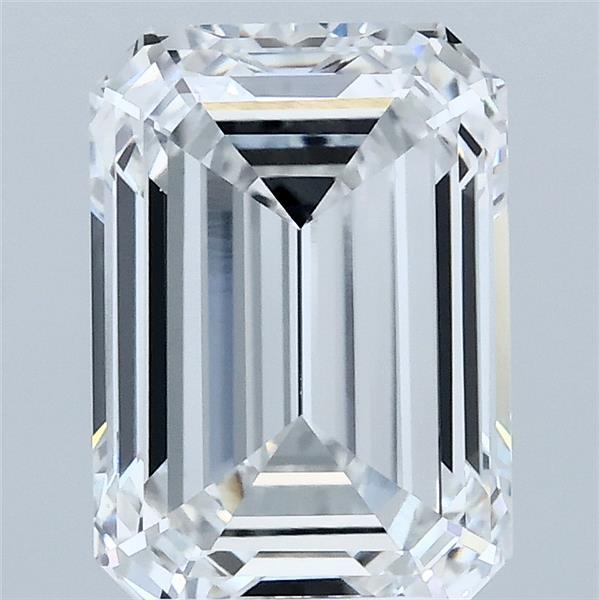 3.09ct Emerald E VVS2 Lab Created Diamond
