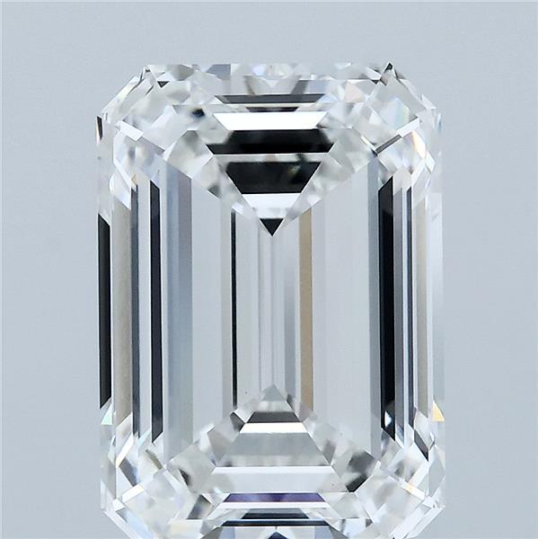 5.06ct Emerald E VVS2 Lab Created Diamond