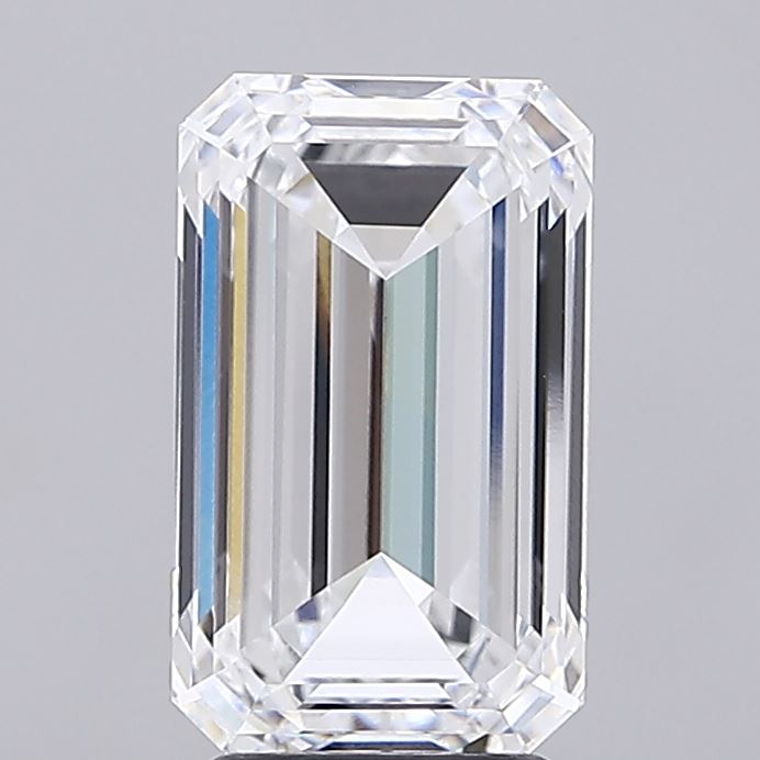 4.06ct Emerald E VVS1 Lab Created Diamond