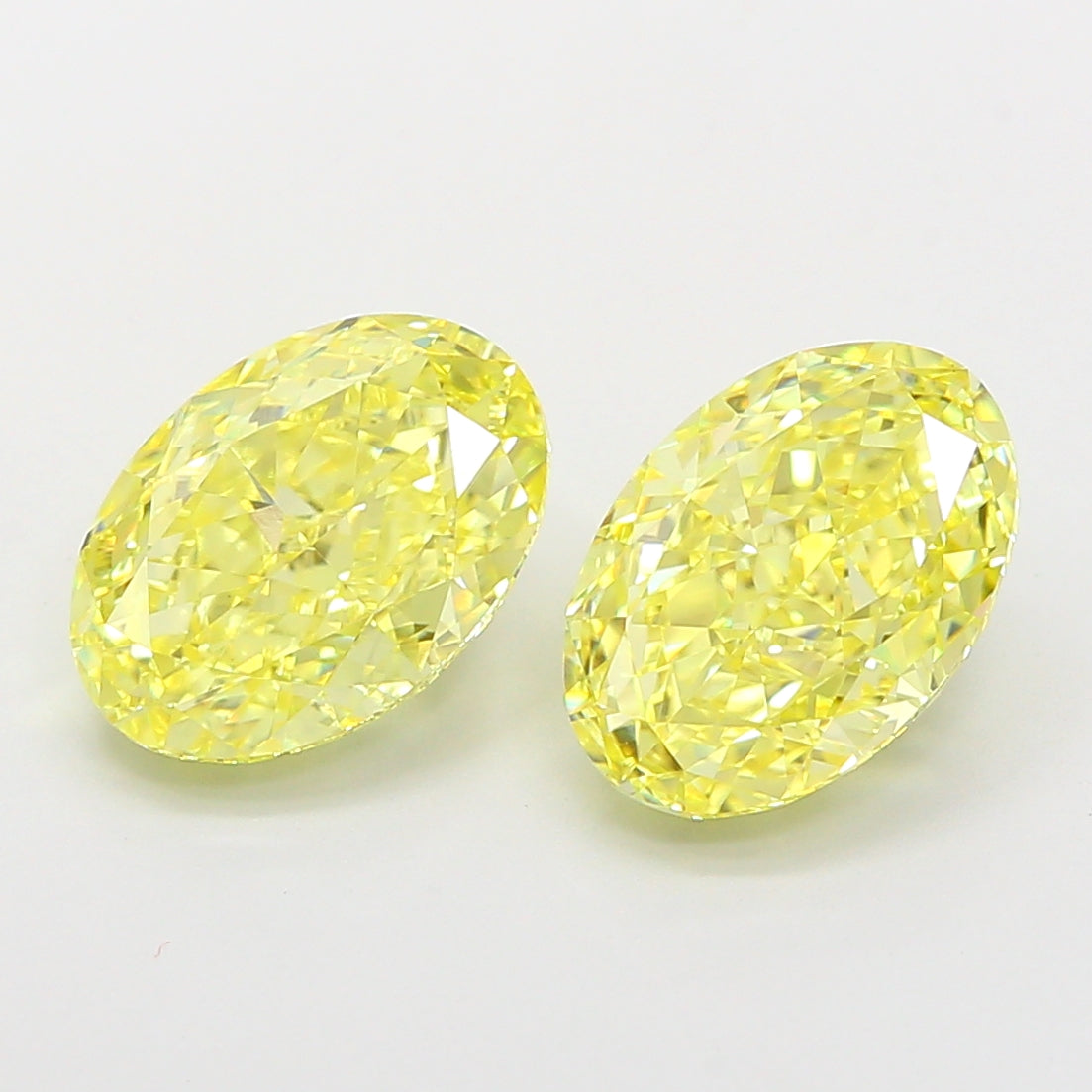 2.03ct Oval VVS2 Lab Created Diamond