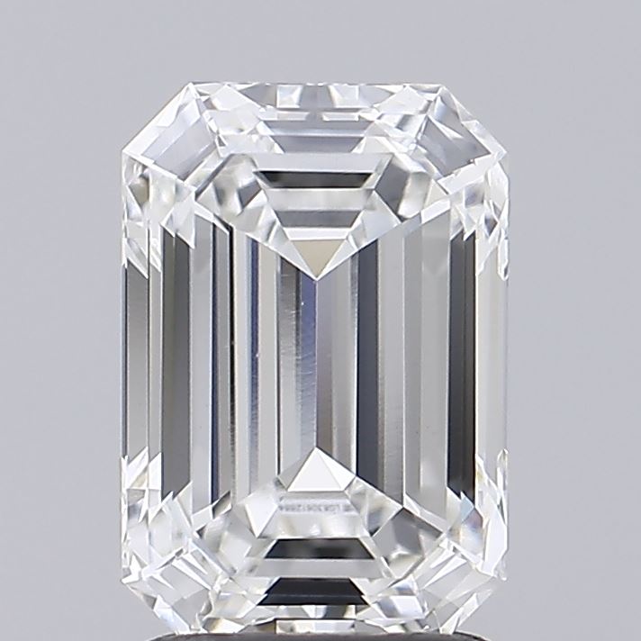 2.04ct Emerald E VVS2 Lab Created Diamond