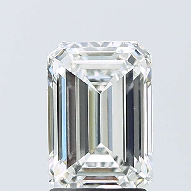 2.03ct Emerald E VVS2 Lab Created Diamond