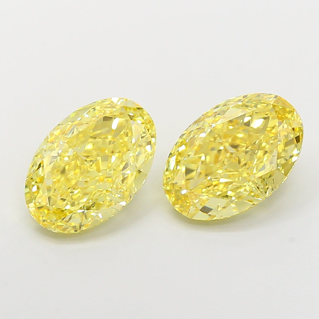 3.12ct Oval VS1 Lab Created Diamond