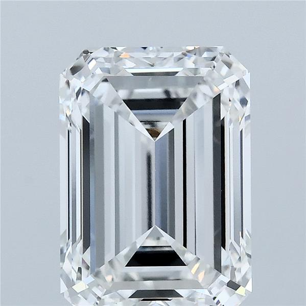 4.01ct Emerald E VVS2 Lab Created Diamond