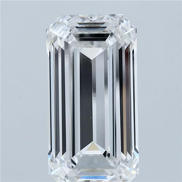 5.12ct Emerald E VVS2 Lab Created Diamond