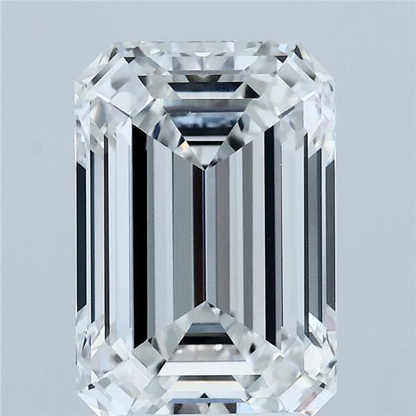 3.09ct Emerald E VVS2 Lab Created Diamond