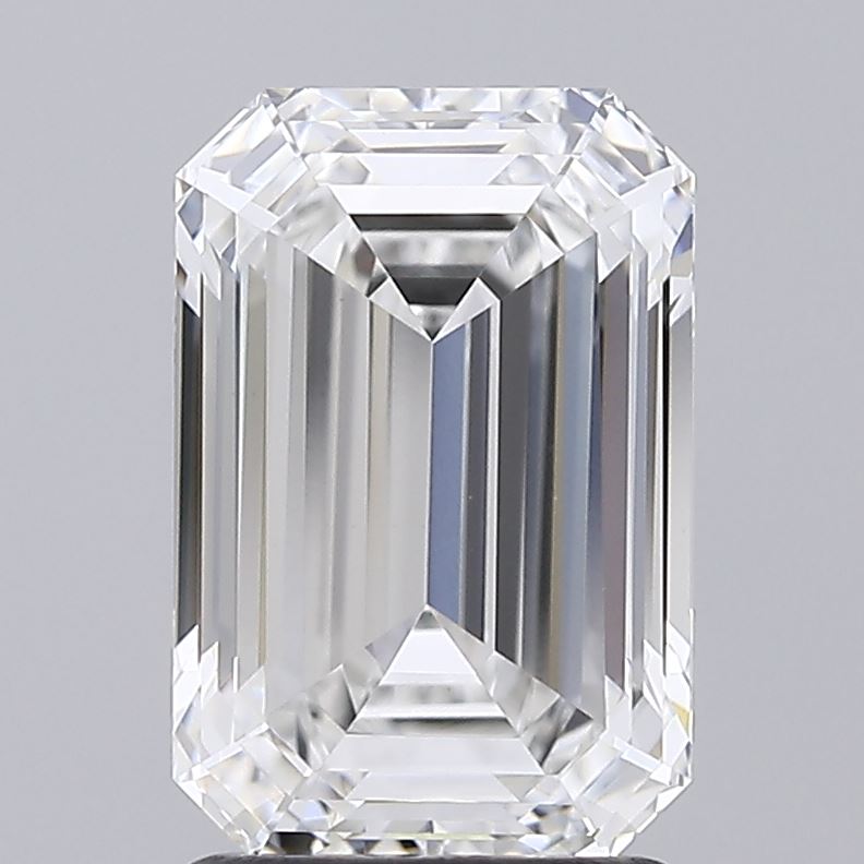 2.09ct Emerald E VVS2 Lab Created Diamond