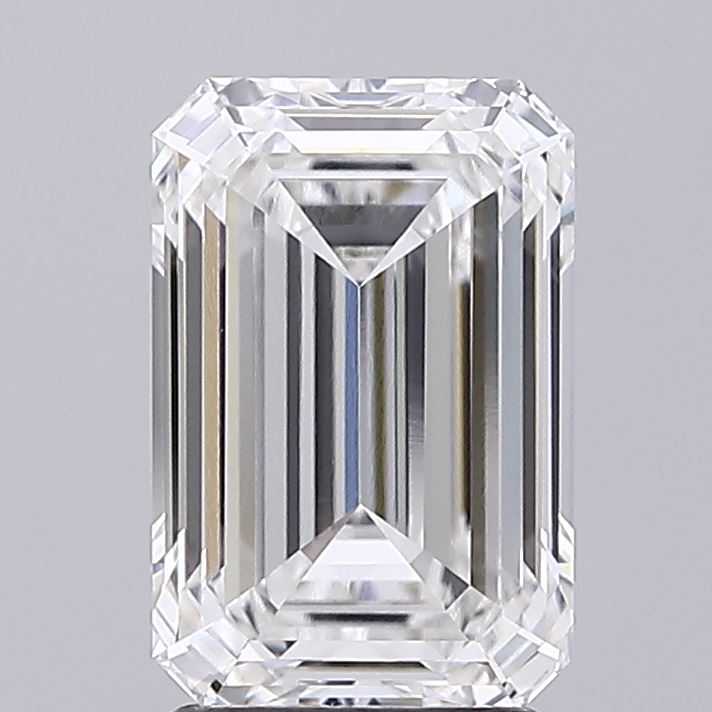 2.6ct Emerald E VVS1 Lab Created Diamond