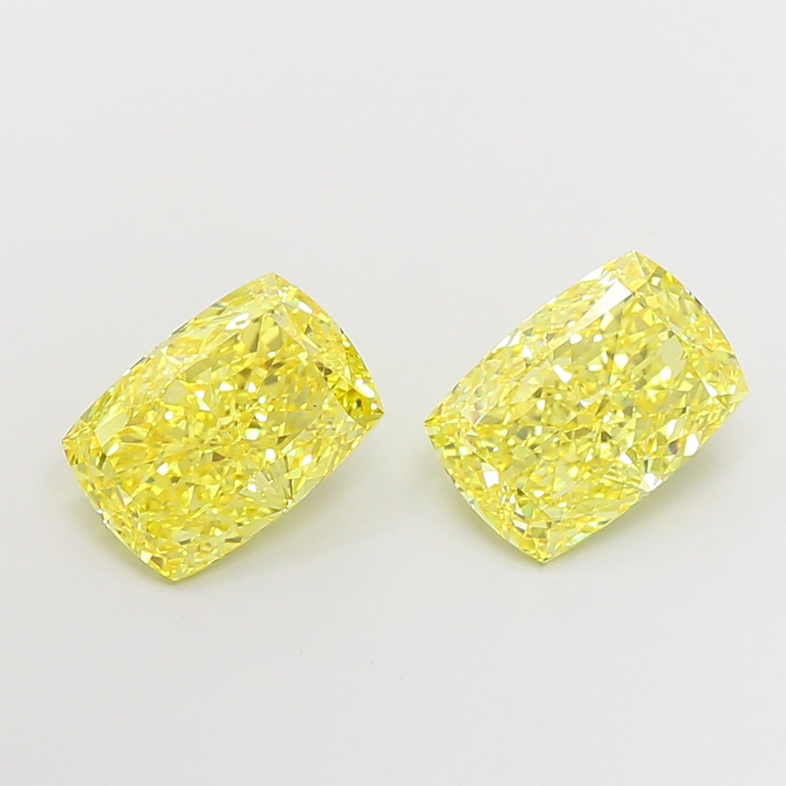 4.35ct Cushion  VS1 Lab Created Diamond